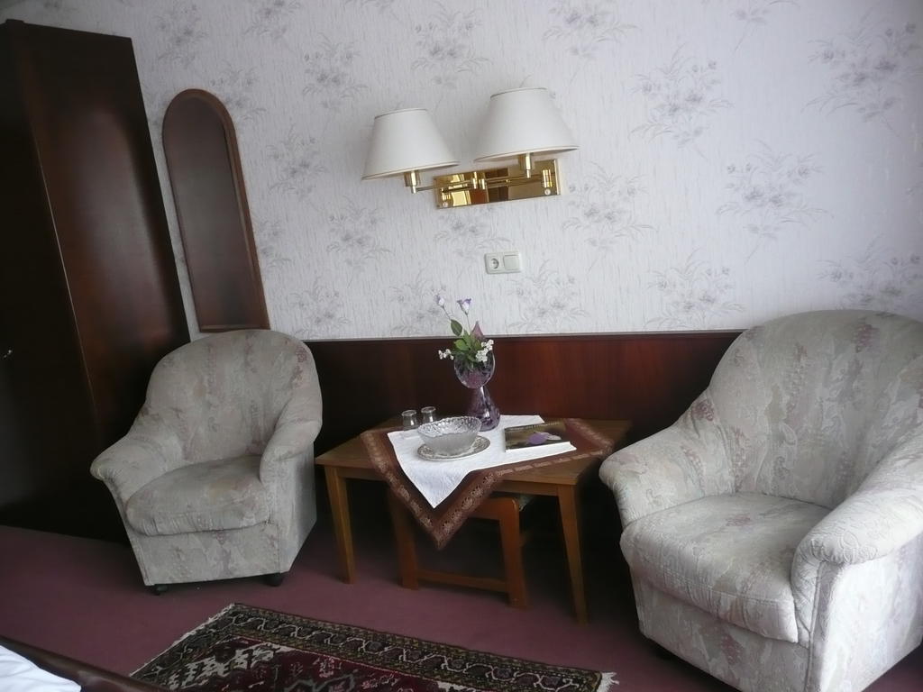Hotel Olympia バート・オルプ 部屋 写真